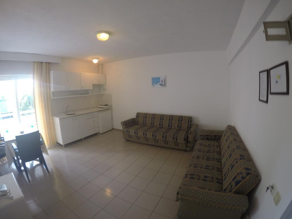 Erdenhan Aparthotel 3*