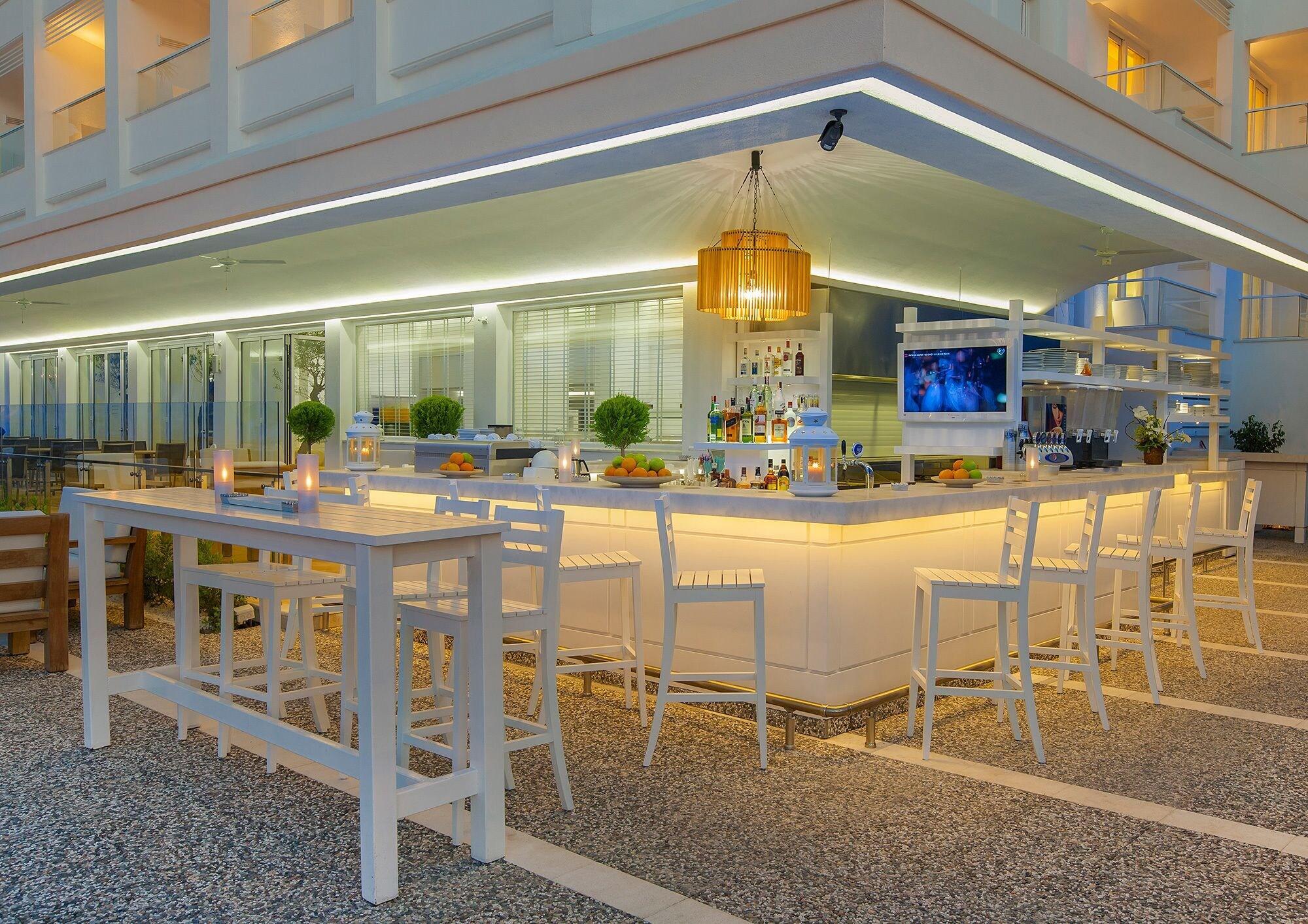 The Beachfront Adult Only 16 Hotel