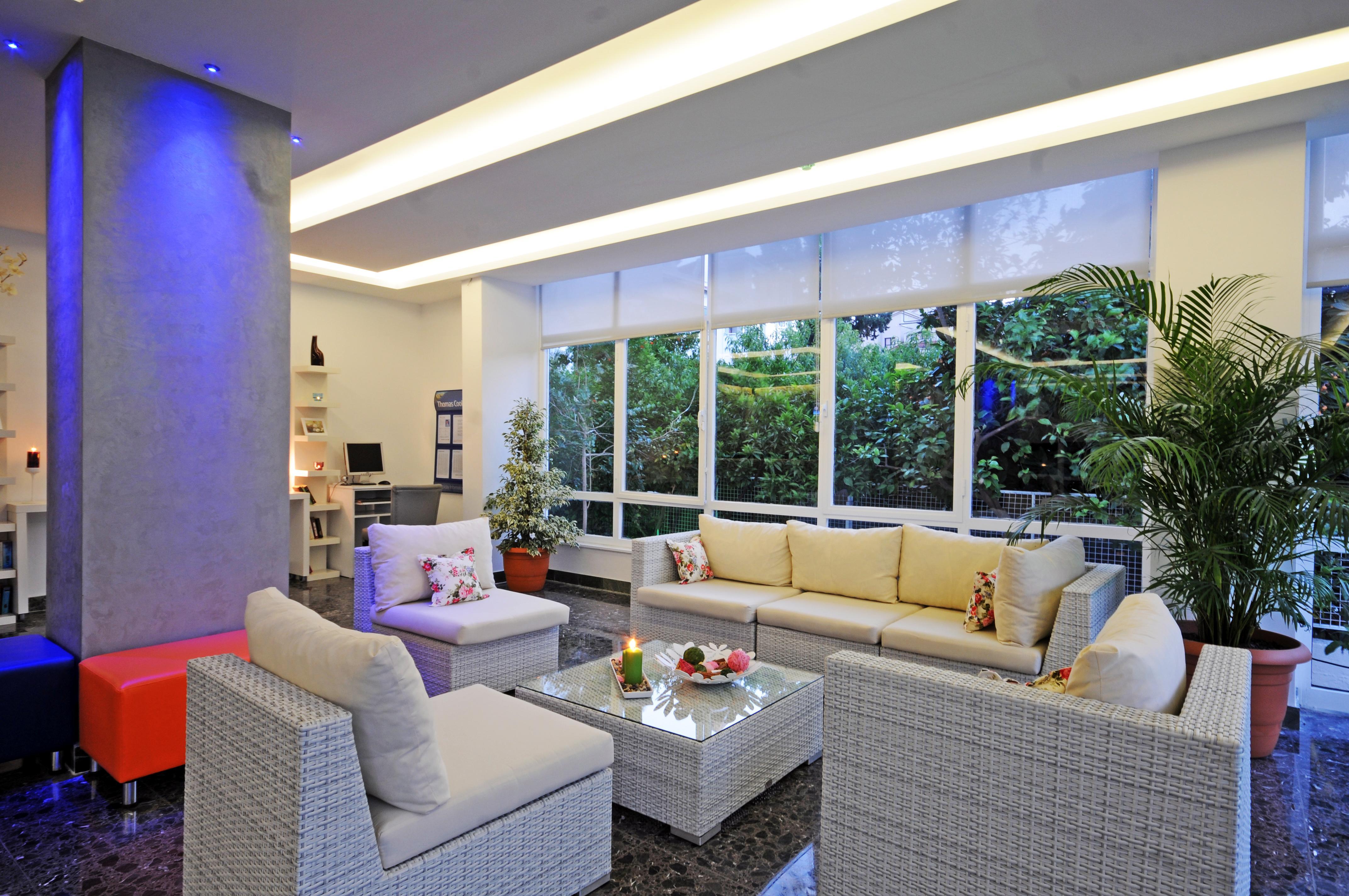 Blue Palace Hotel 3*