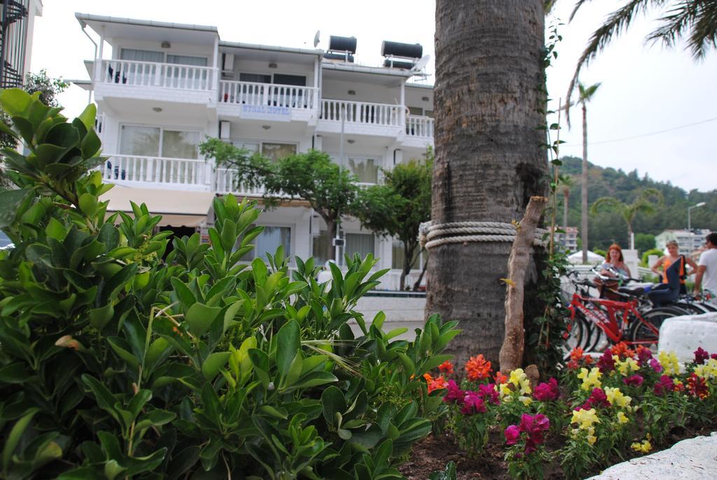Uysal Bed & Breakfast