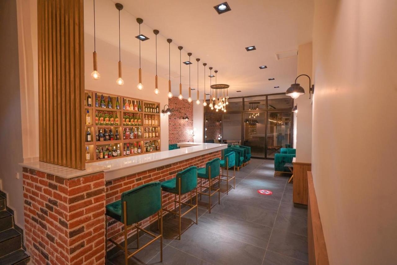 Hotel Amore