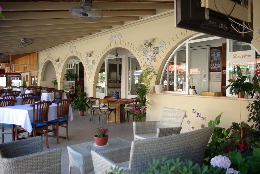 Lale Hotel 3*