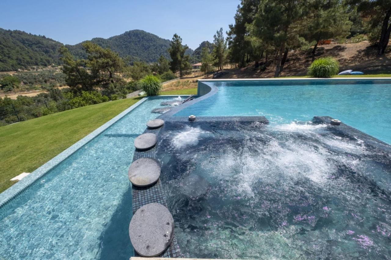 Greenery With Shared Pool In Villa *