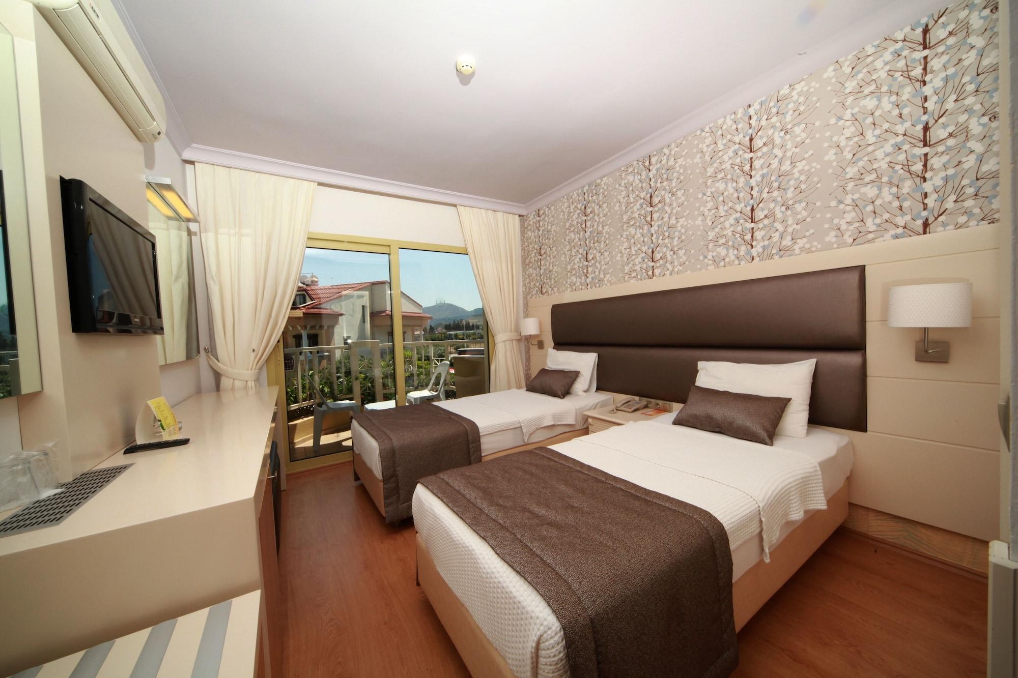 Hotel Faros Grand Hotel