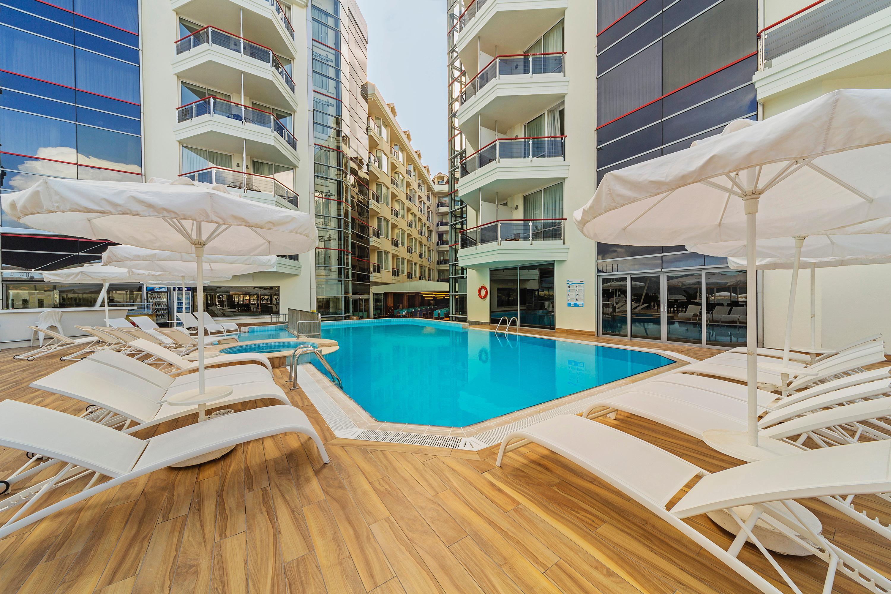 Poseidon - Adults Only Otel 4*