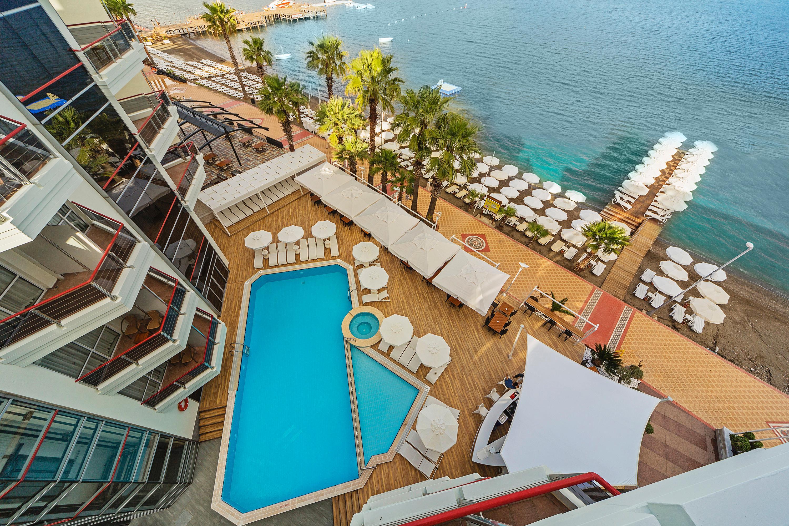 Poseidon - Adults Only Otel 4*
