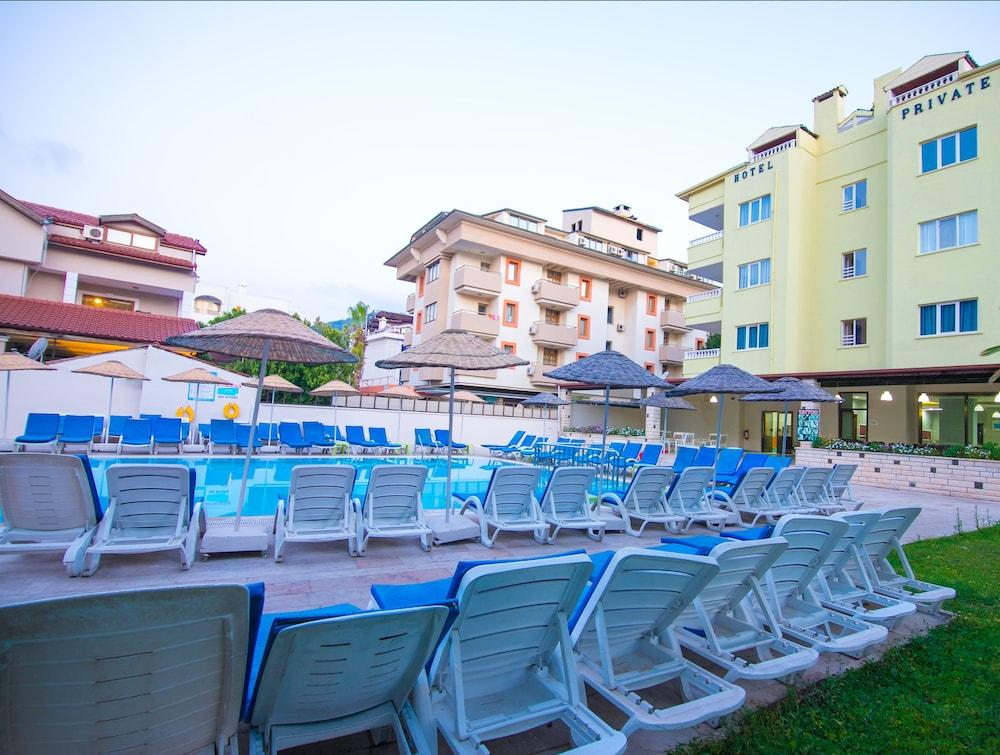 Private Hotel 3*