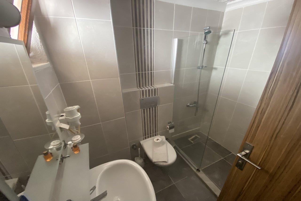 Astoria Hotel 4*