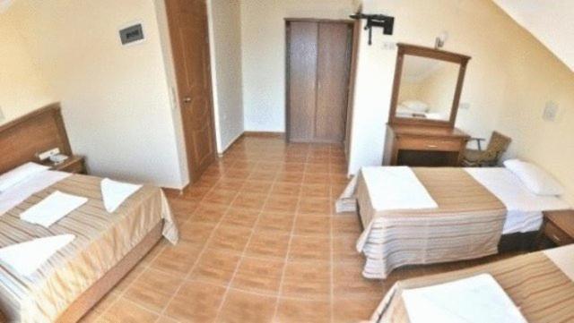 Hotel Honeymoon 3*