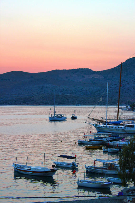 Hotel Defne Lorina 2*