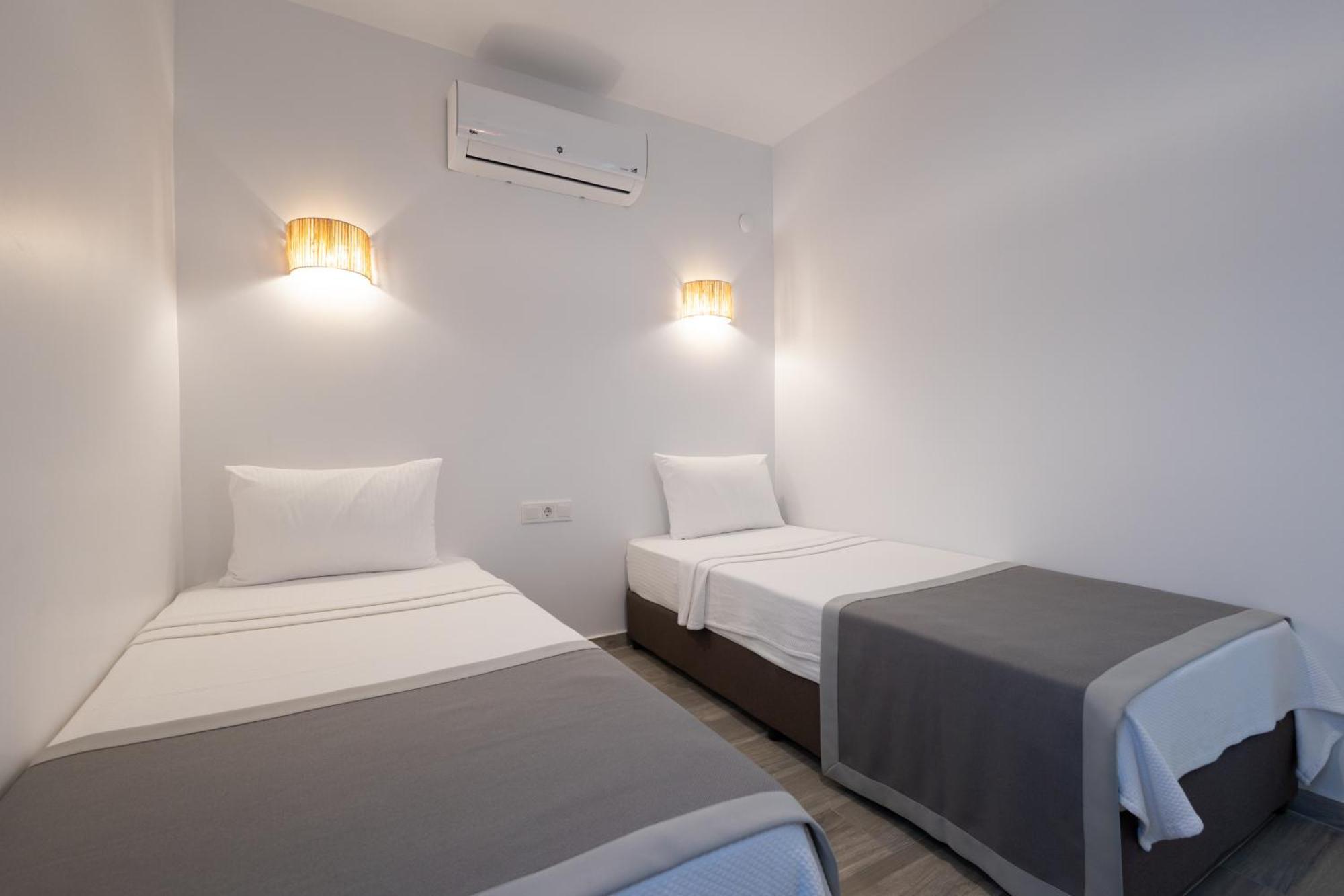 Hotel Base Selimiye *