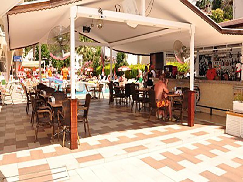 Greenpark Aparthotel 3*