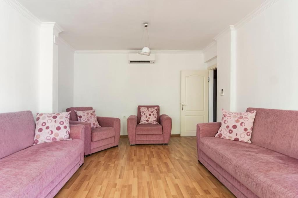 Apartment Centre