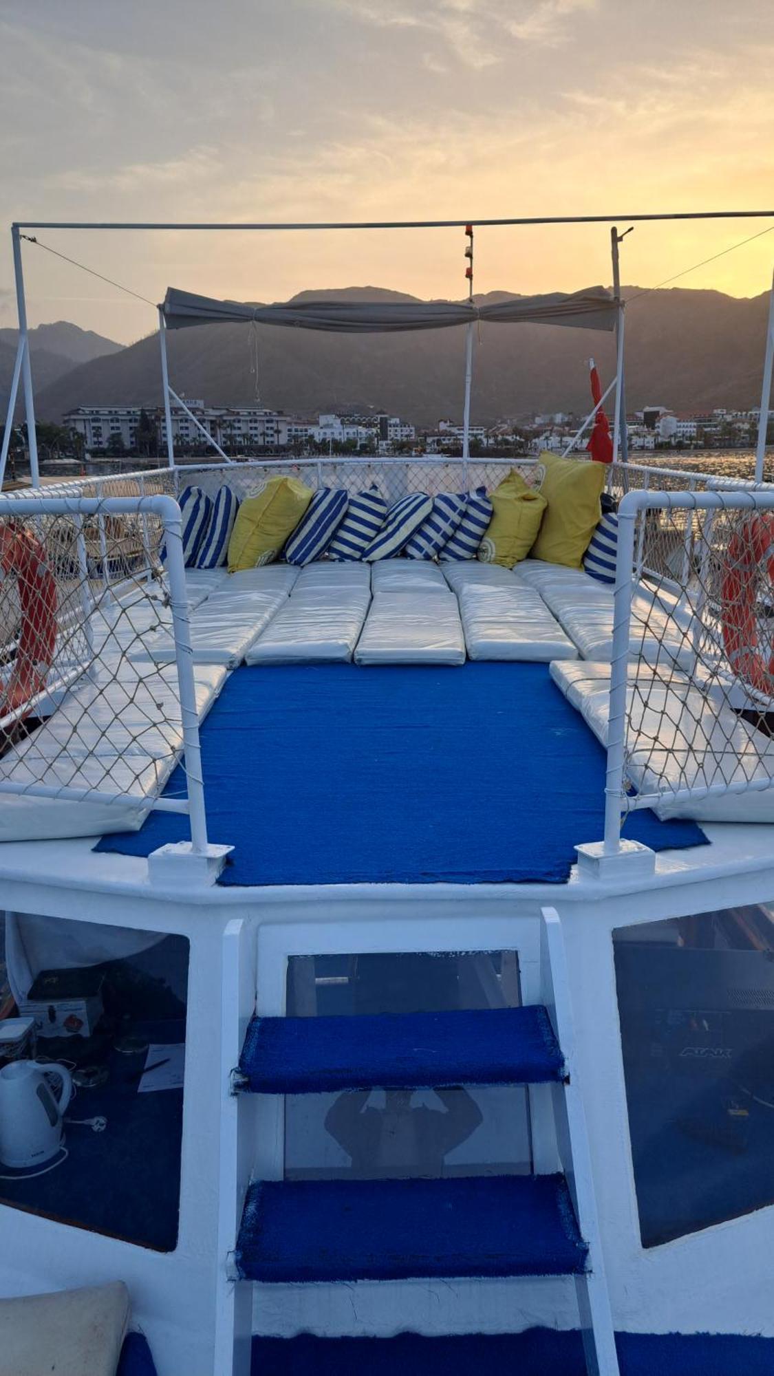 Botel Berrak1 Icmeler Private Yacht Marmaris