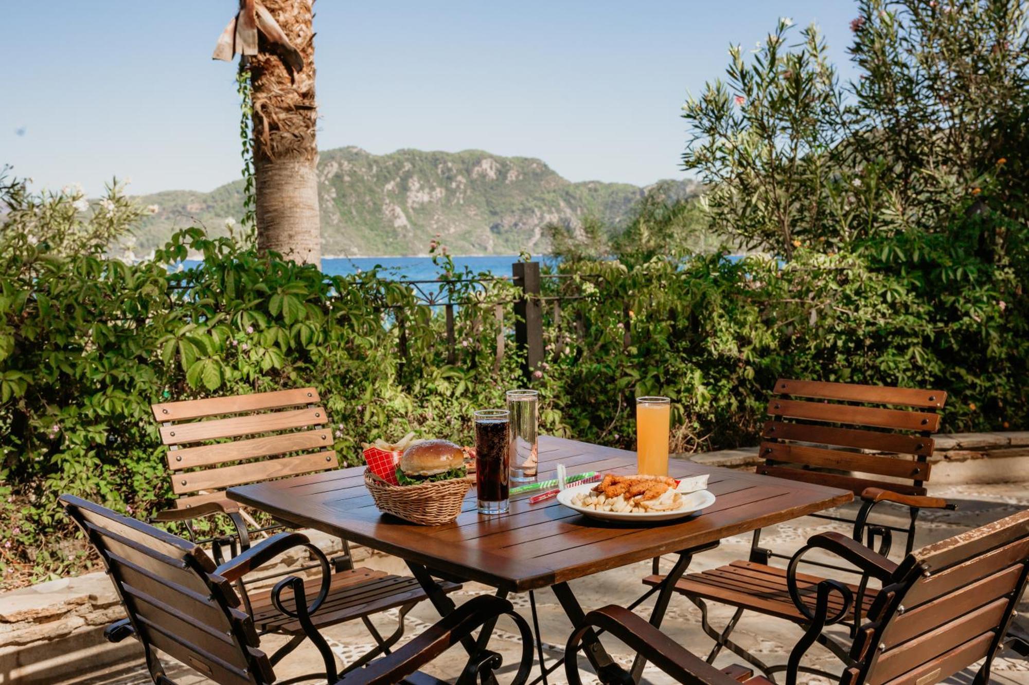 Resort Grand Yazici Club Palace 5*