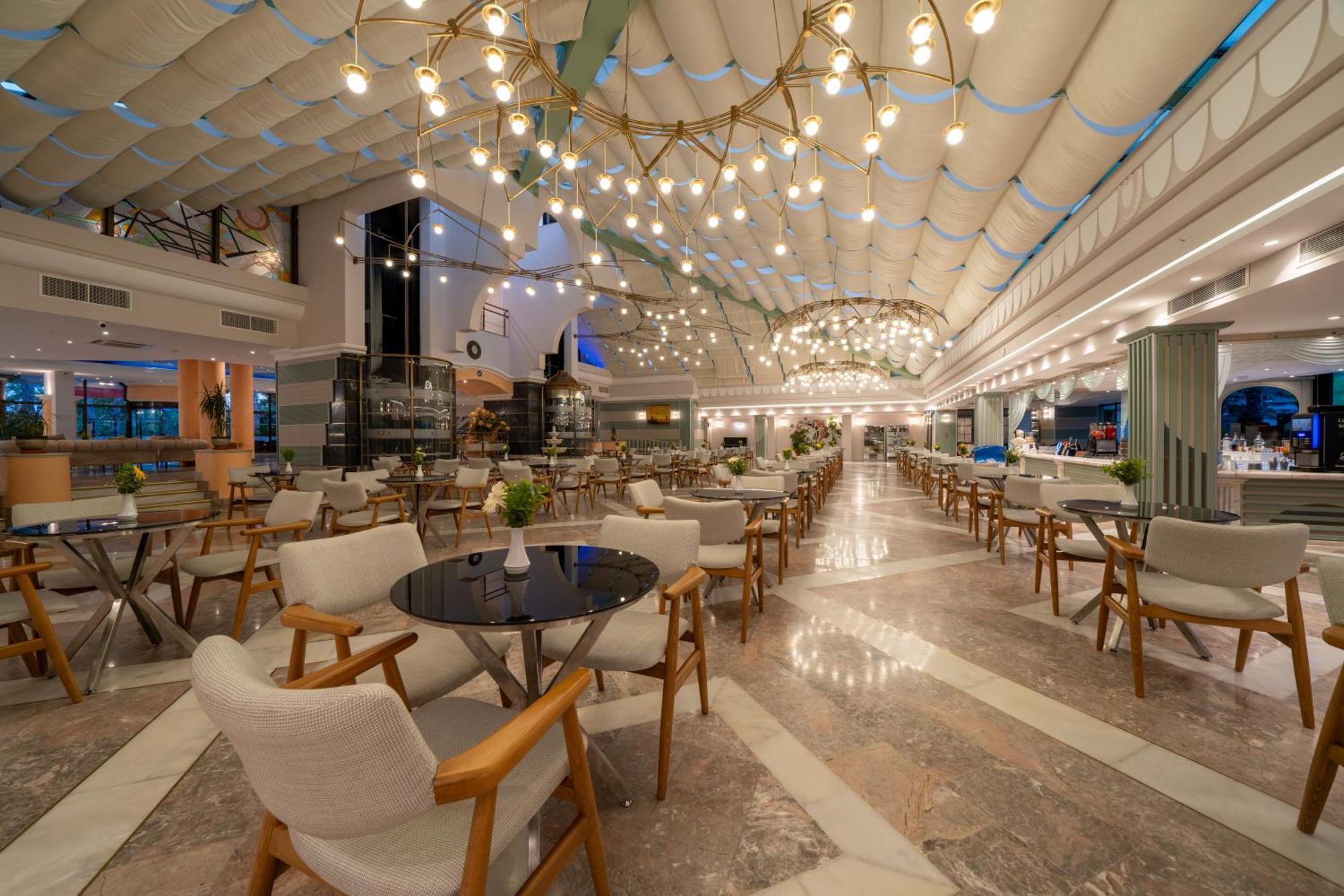 Hotel Aqua 5*