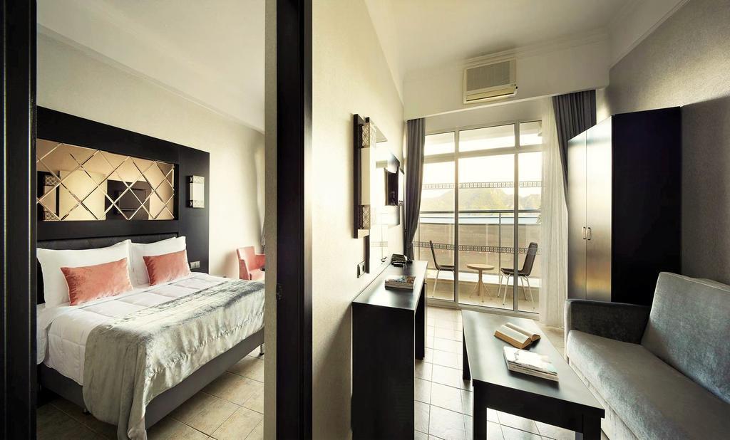 Ideal Prime Ultra Hotel 5*