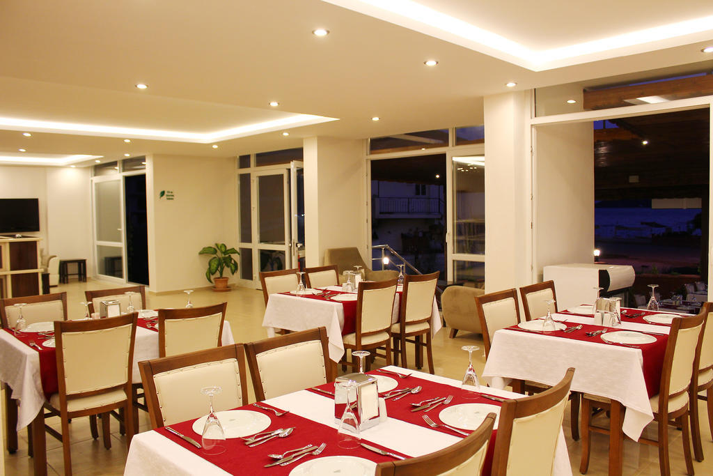 Defne Lorina Marmaris