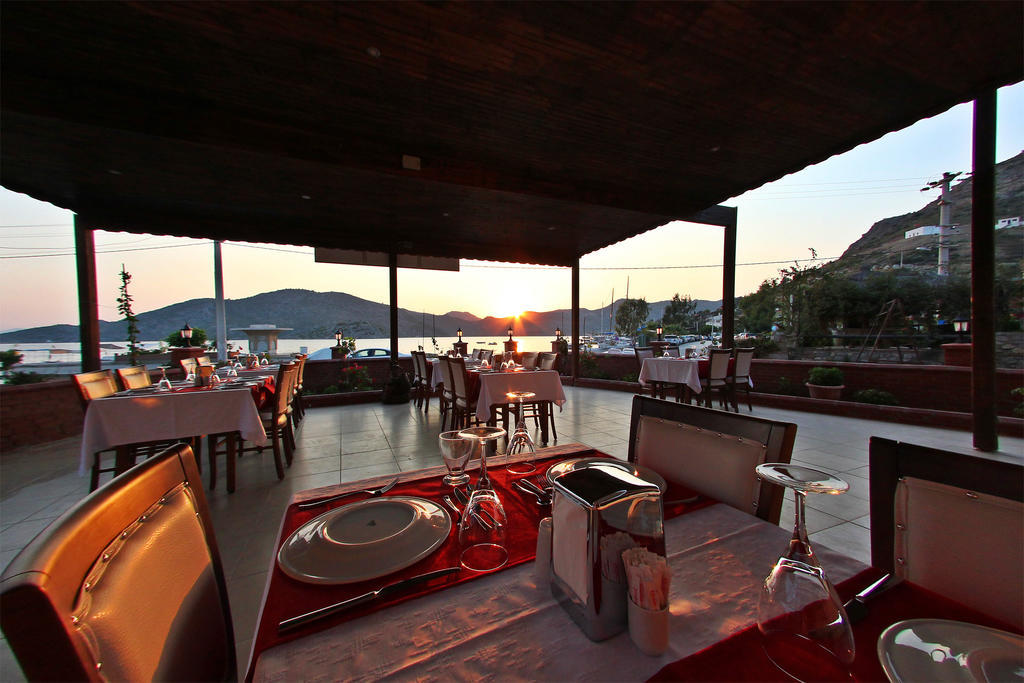 Hotel Defne Lorina