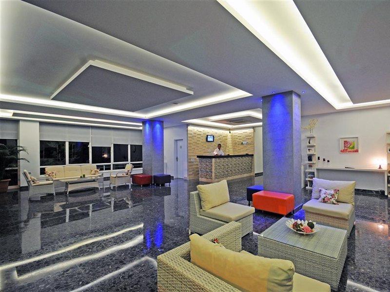 Blue Palace 3*