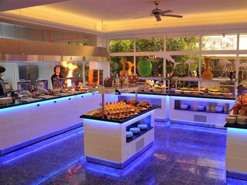 Blue Palace Hotel 3*