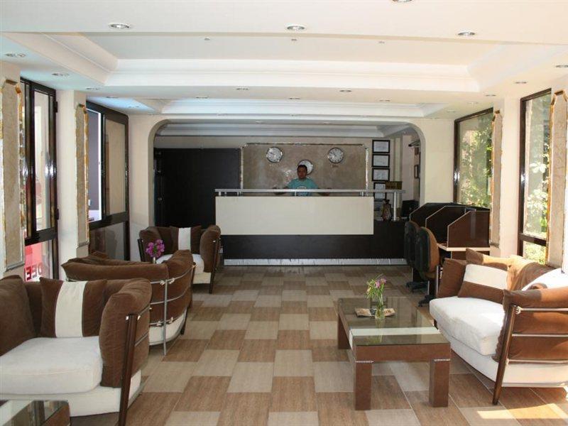 Aparthotel Tropic Marina