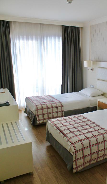 Yunus Marmaris