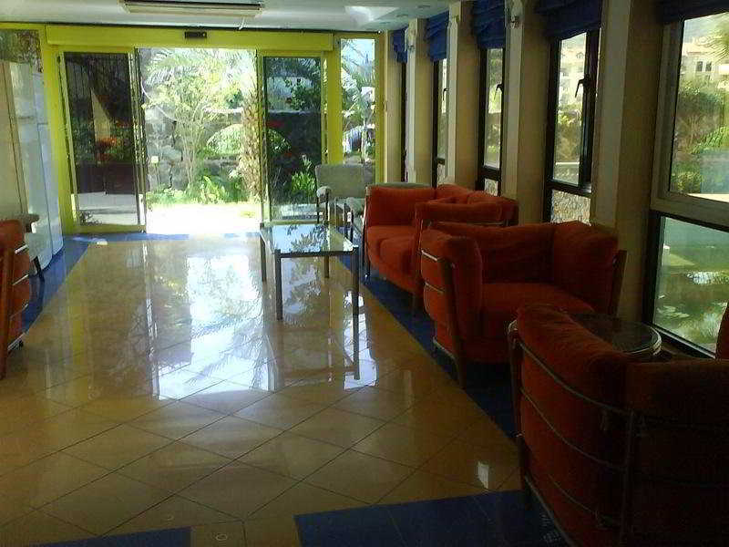 Aparthotel Tropic Marina 2*