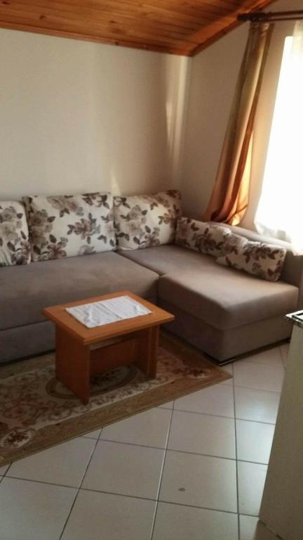 Arya Aparthotel 4*