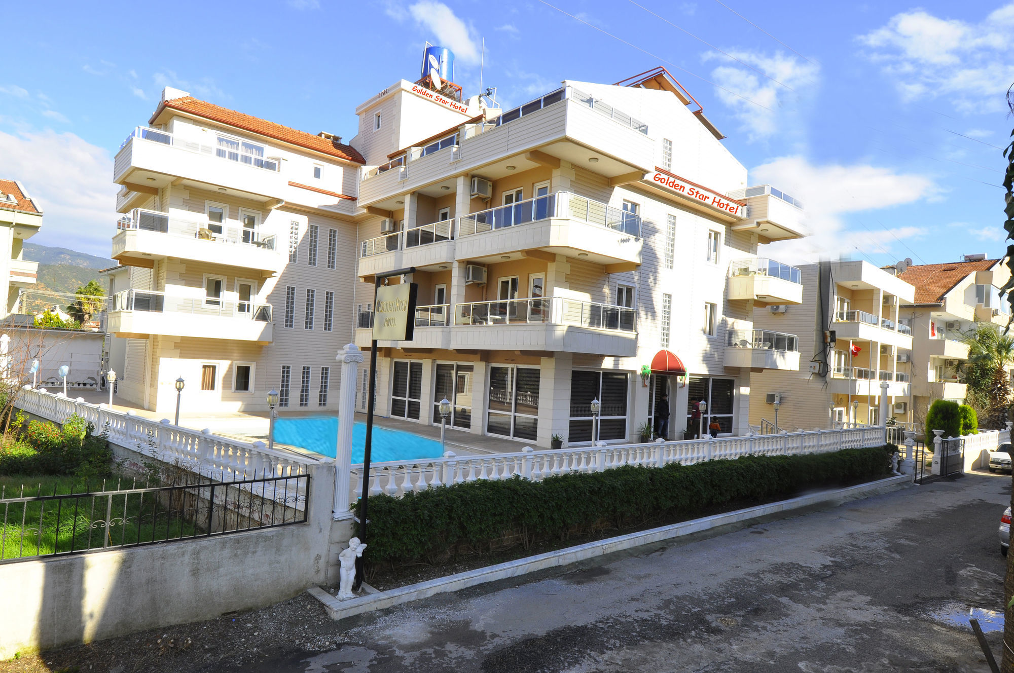 Hotel Golden Star