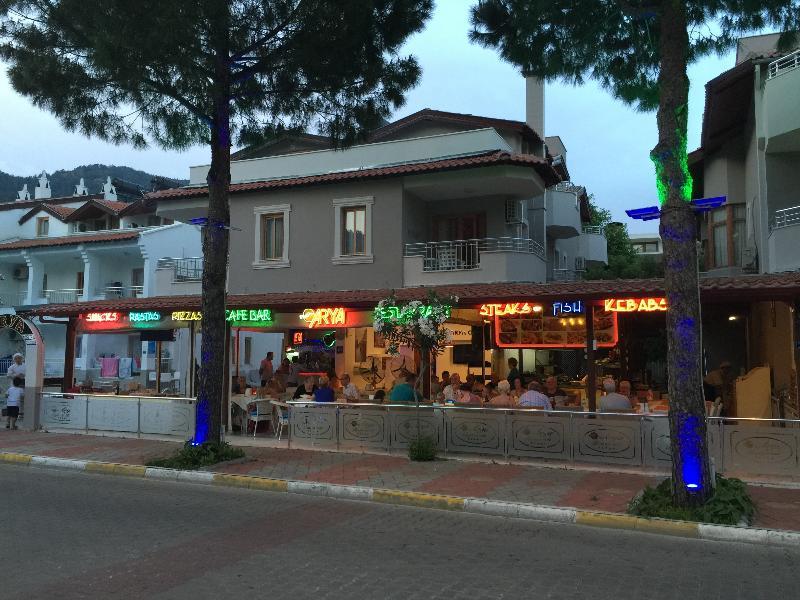 Aparthotel Arya 4*