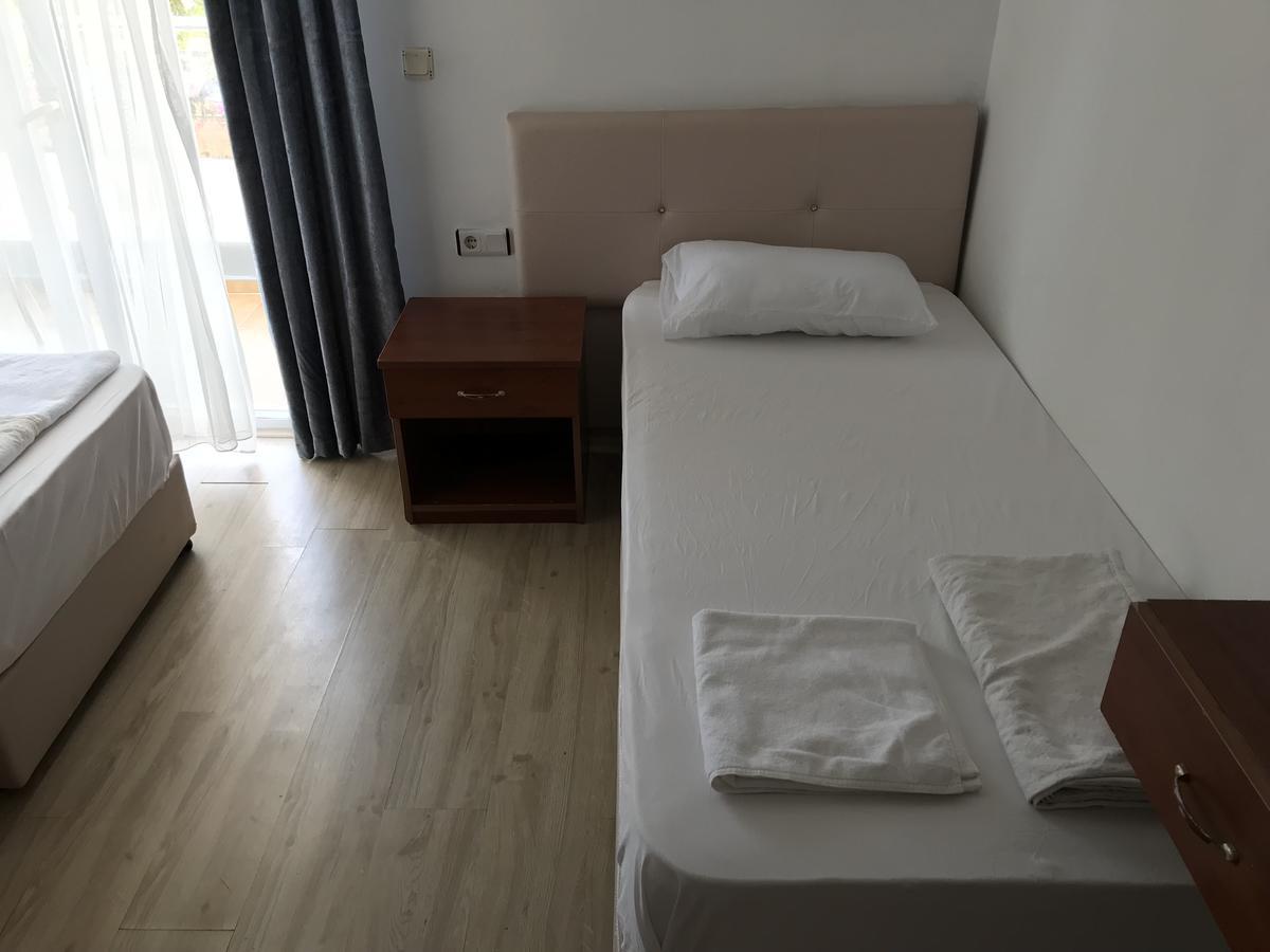 Twenty One Hotel