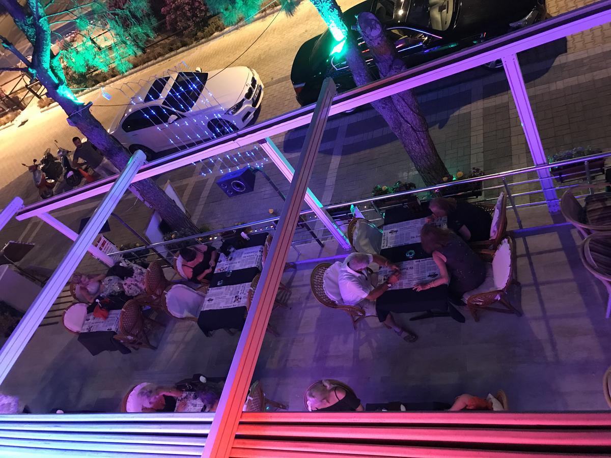 Twenty One Hotel
