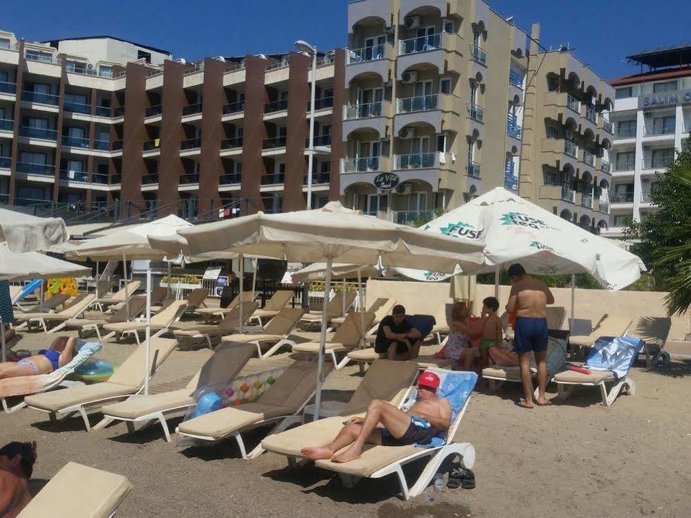 La Otel *