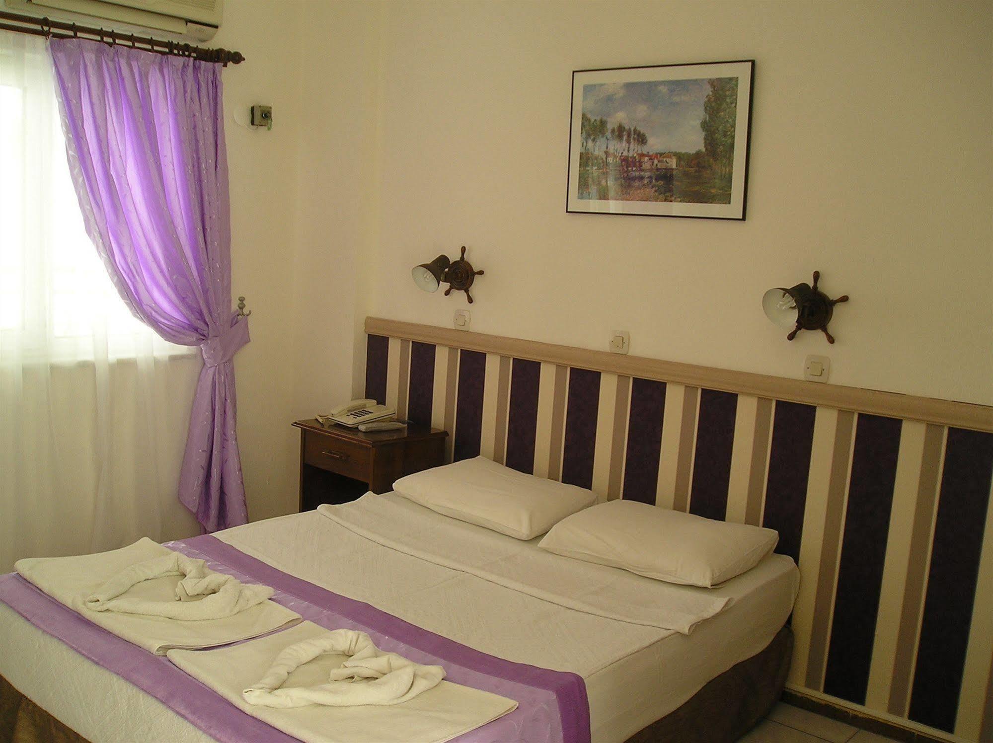 Reis Maris 3*