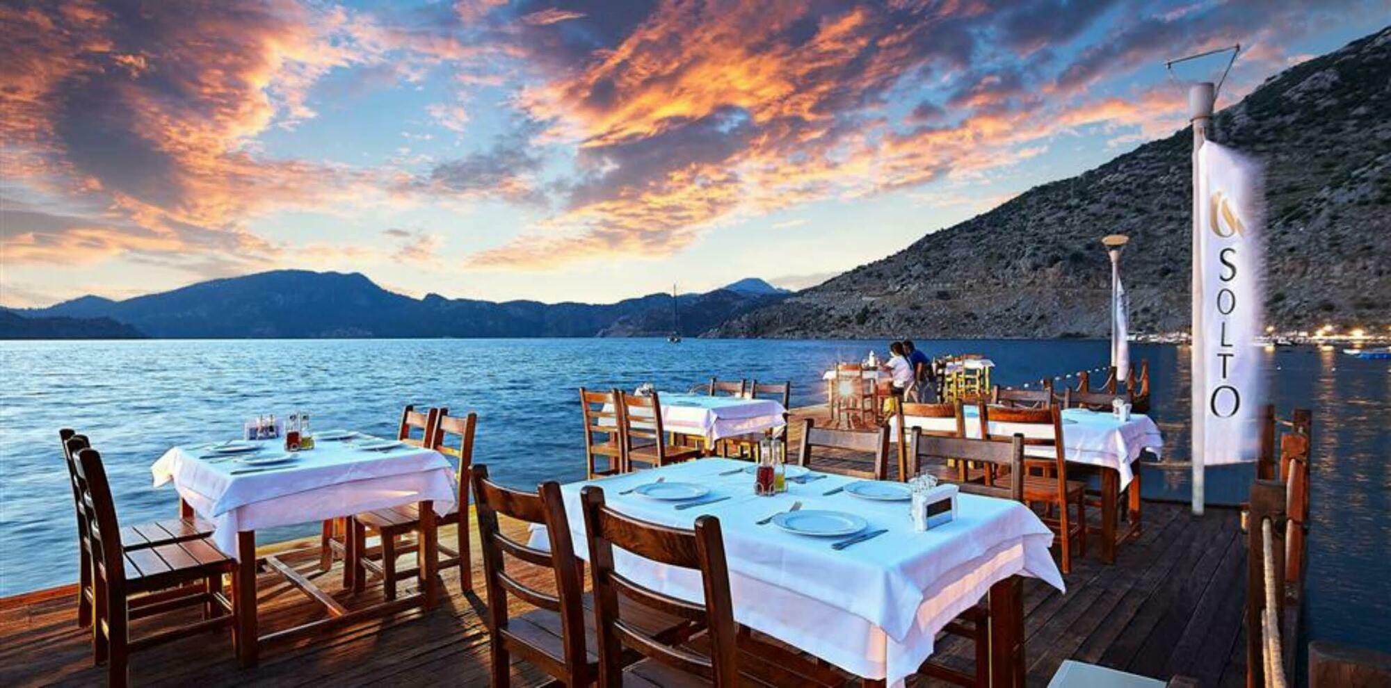 Fi Light Solto Boutique Hotel