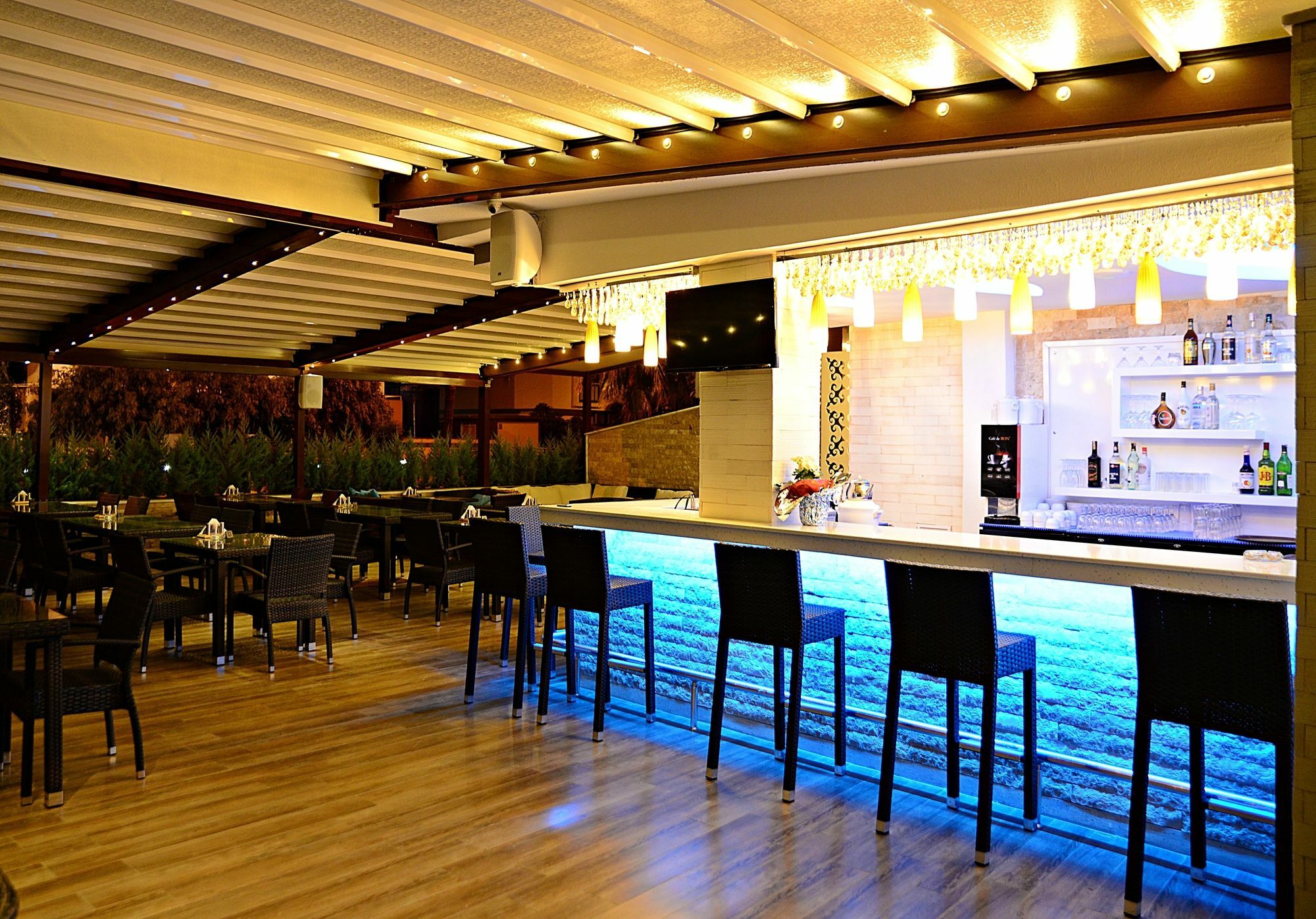 Hotel Banu Luxury 3*