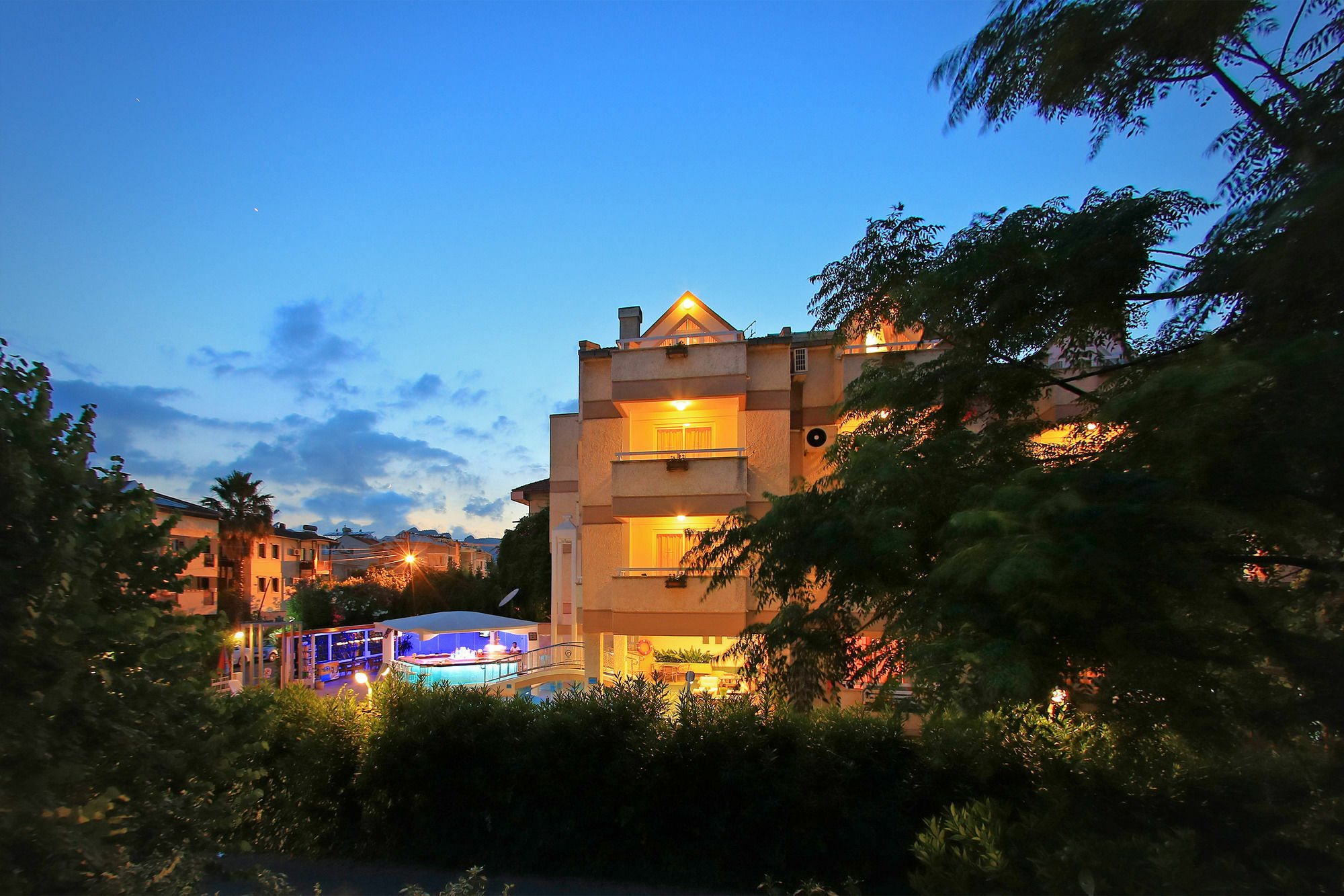 Aparthotel Erdenhan 3*
