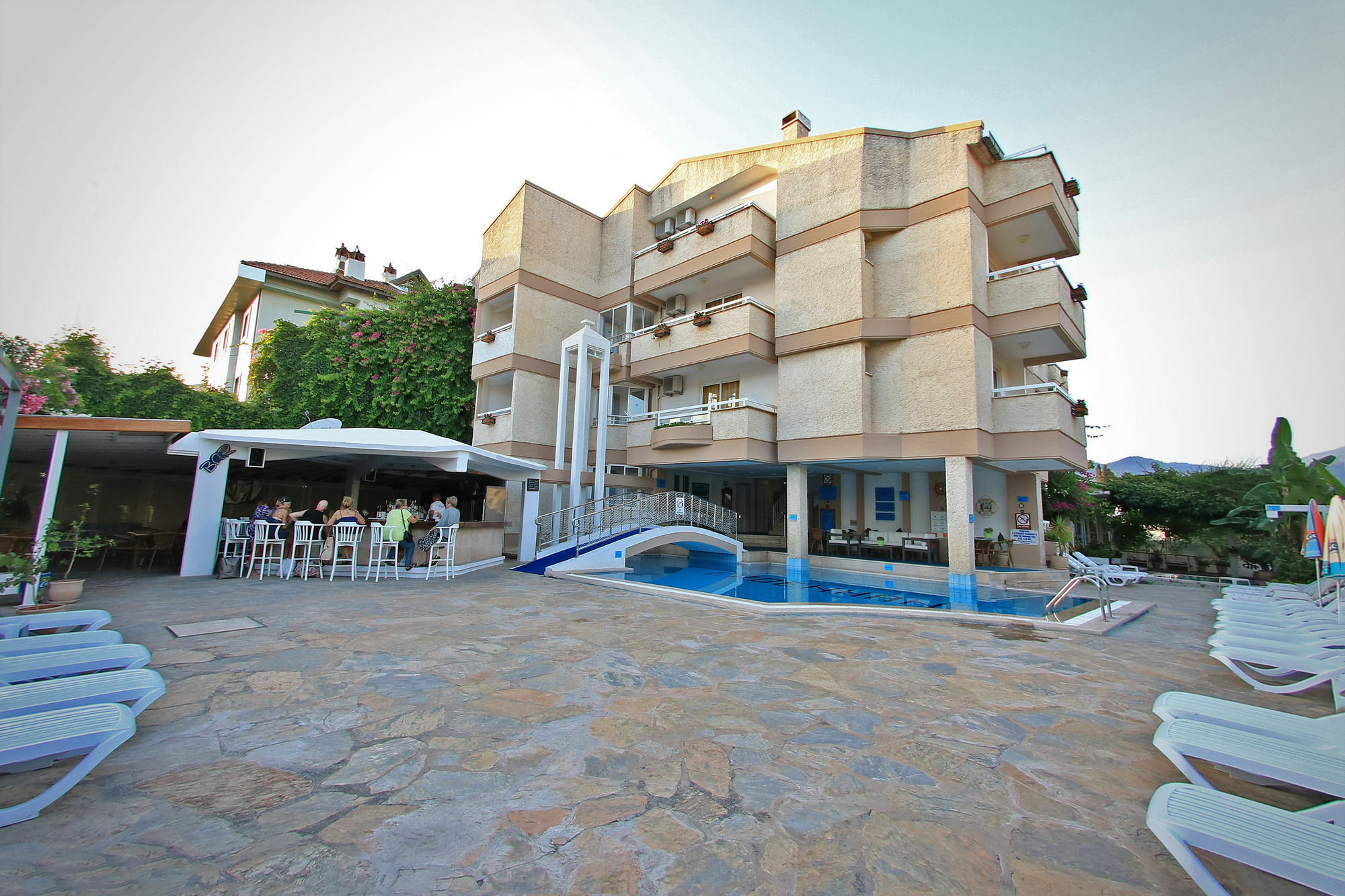 Aparthotel Erdenhan 3*