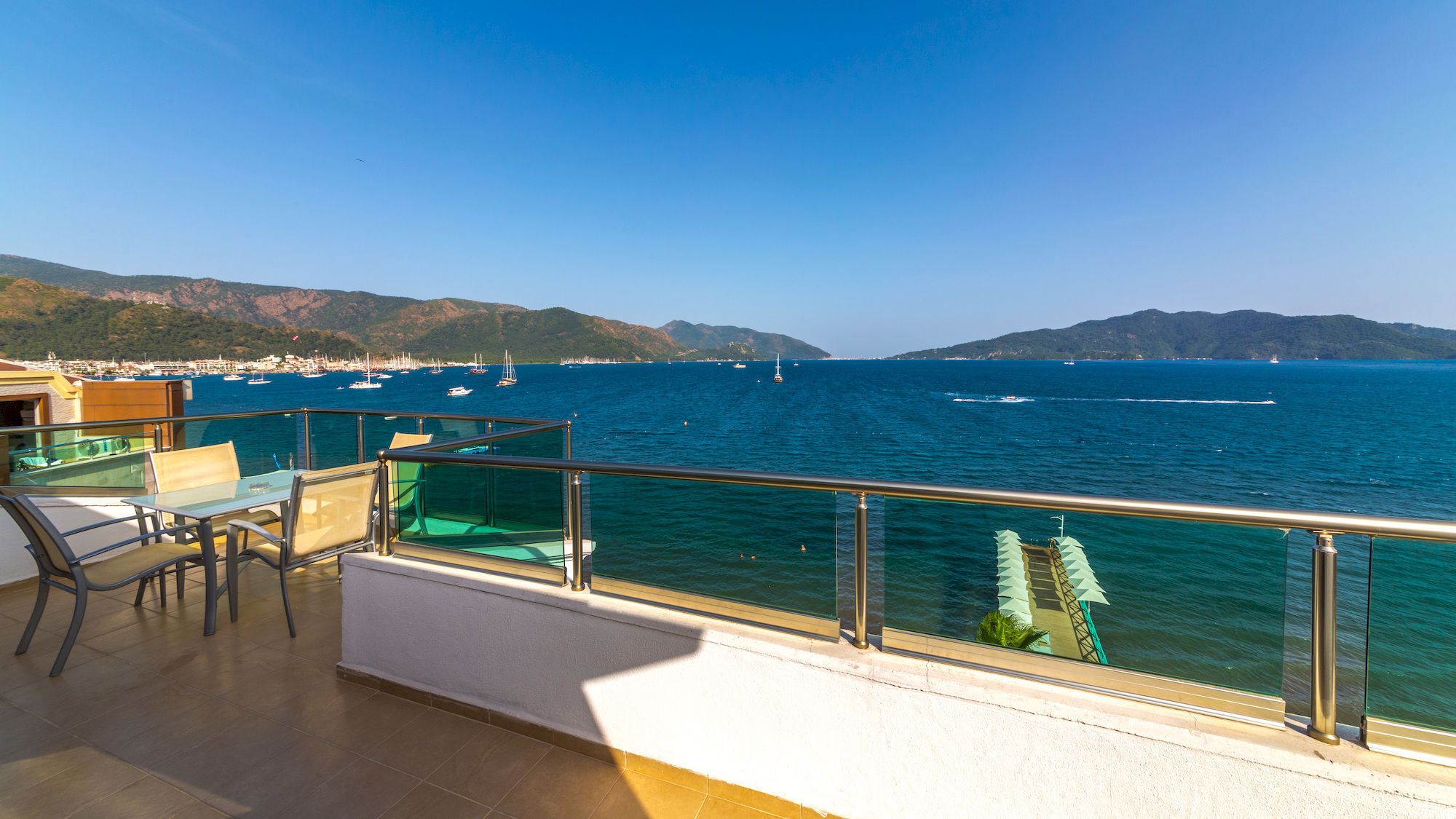 Honeymoon Hotel 3*