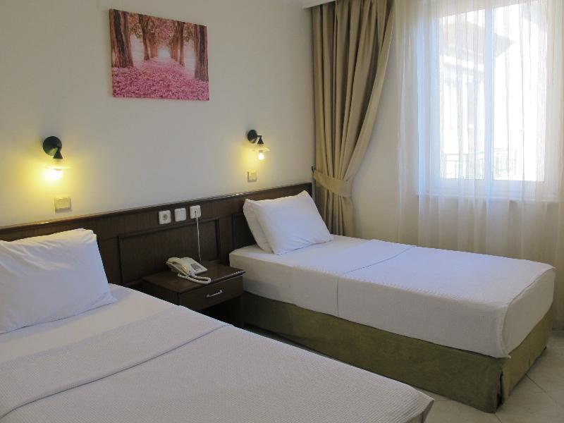 Hotel Liman 3*