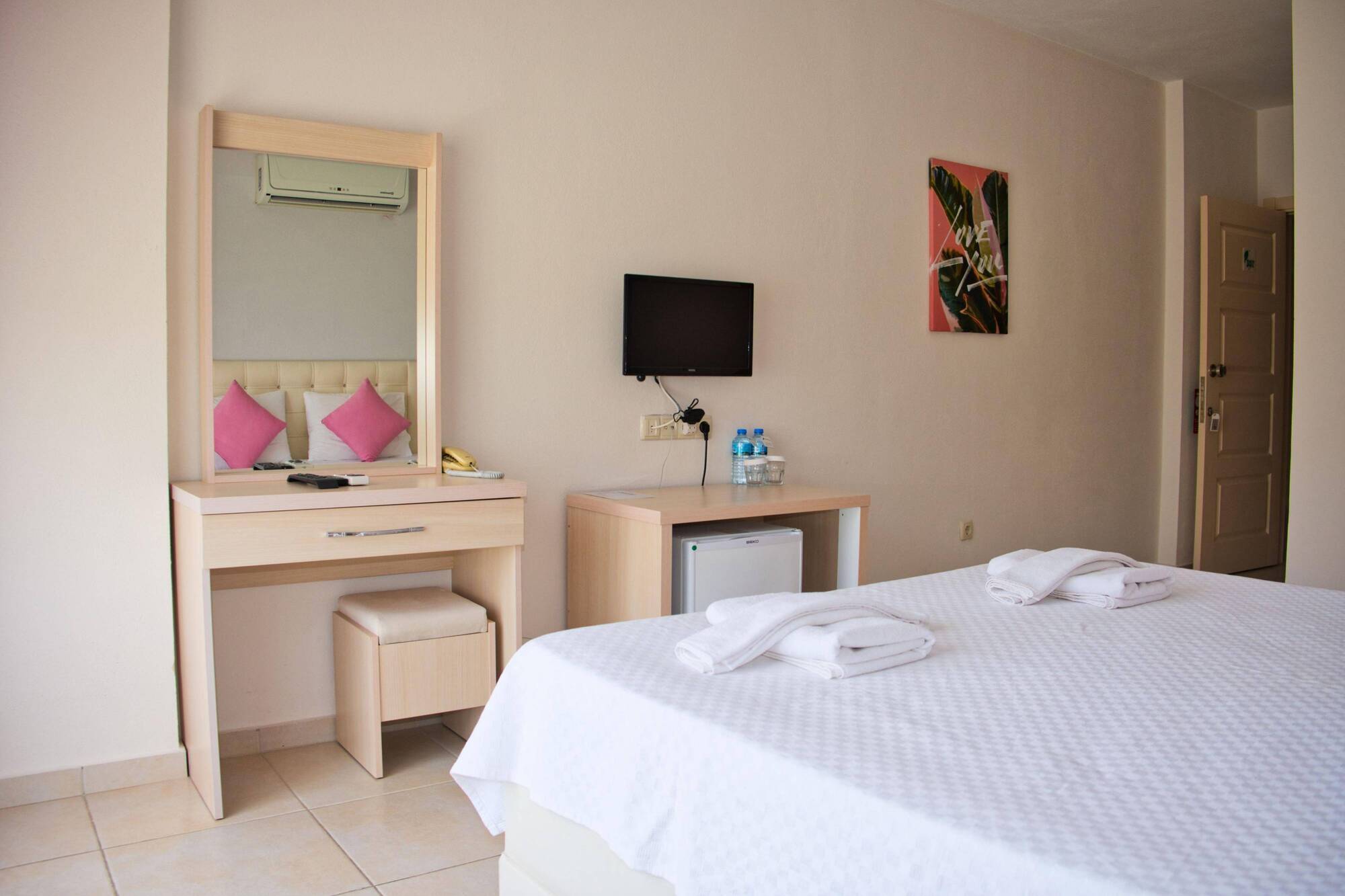 Hotel Defne Lorina Marmaris