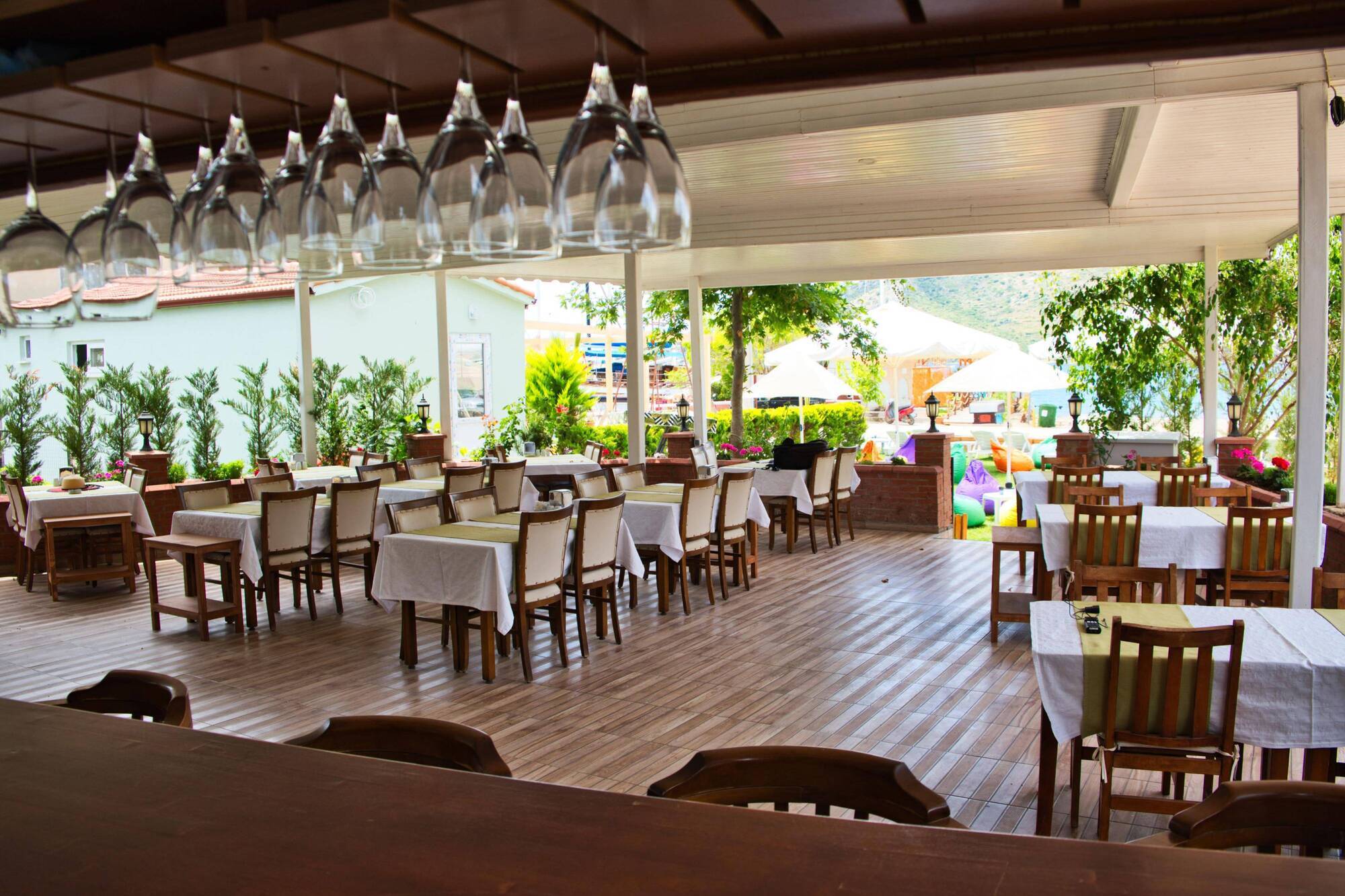 Hotel Defne Lorina